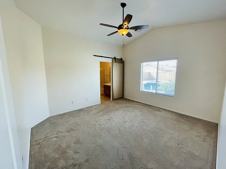 39974 W Thornberry Ln — Photo 17