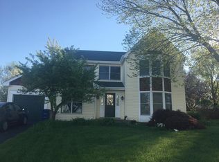 6 Fox Meadow Dr, Lovettsville, VA 20180