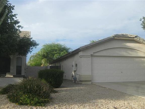 2nd image of 514 E Cathy Dr