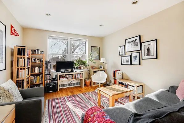 Sold by Compass | media 1