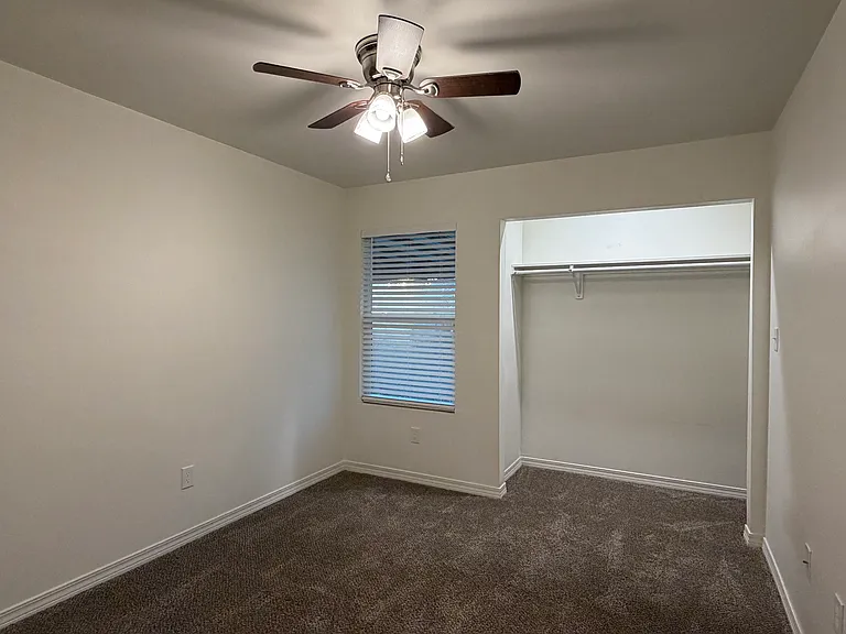 2 Canterberry Cir #A — Photo 17