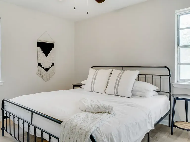 8610 Graywood Dr — Photo 13