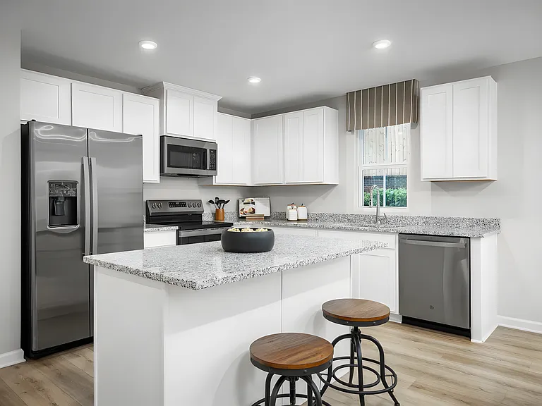 2901 Apricot Dr — Photo 4