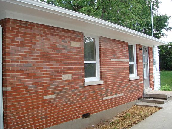2nd image of 617 Nakomi Dr