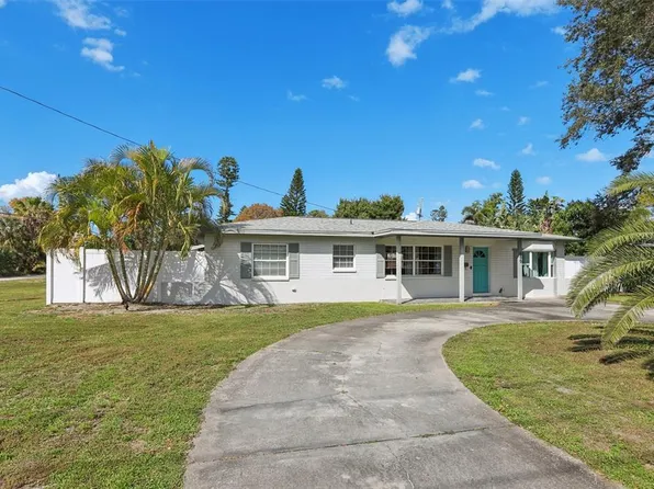699 Pinellas Point Dr S, Saint Petersburg, FL 33705