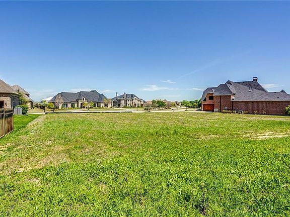 5th image of 2063 Courtland Dr Lot 5