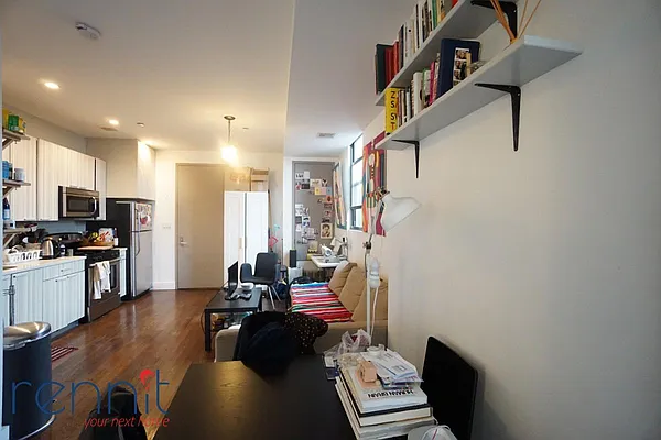 Rented by Rennit Inc. | media 24