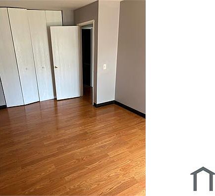 4th image of 3120 W Madison St #201