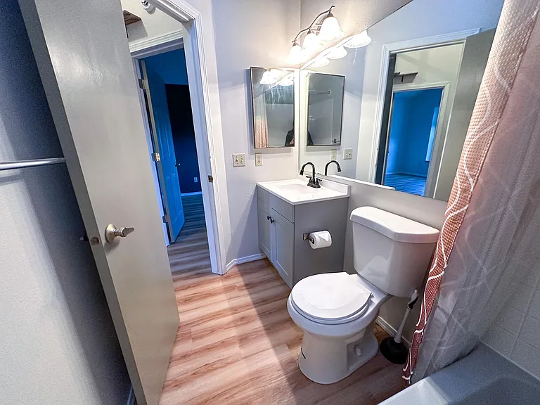 7215 Brentford Dr — Photo 9