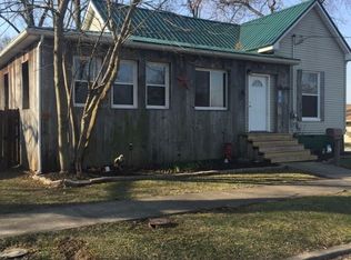430 W Dale St, Oakland City, IN 47660