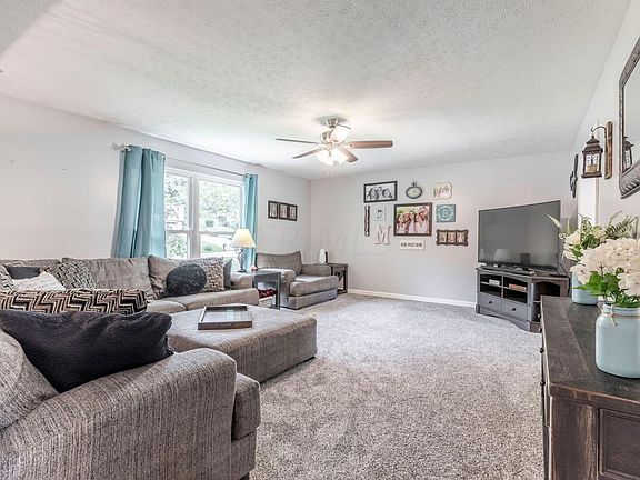 5th image of 86 Persimmon Dr