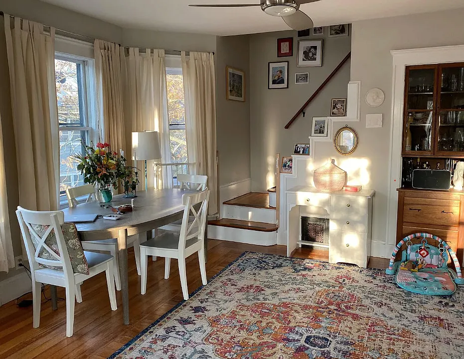 6 Hollis Park #6