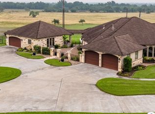 448 Champlain St, Victoria, TX 77905