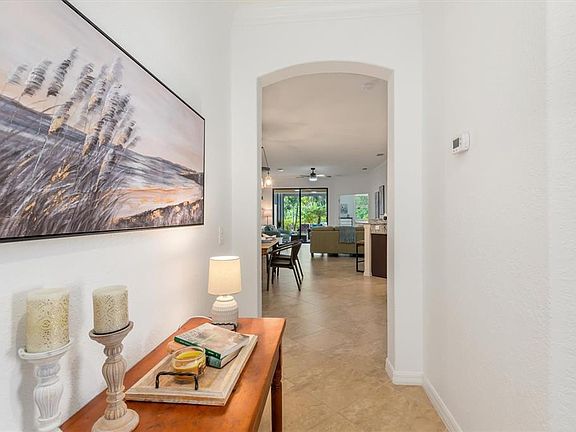 4th image of 12619 GARIBALDI LANE