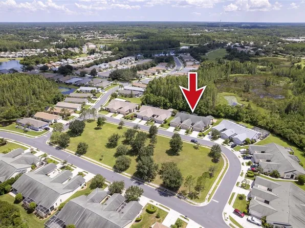 8305 Fallglo Ln, Land O Lakes, FL 34637