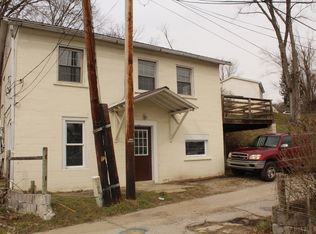 1831 1/2 Whitney St, Charleston, WV 25302