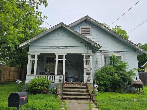 1011 N Commerce St, Gainesville, TX 76240