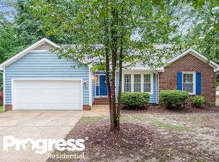 4700 Hunt Manor Ct, Raleigh, NC 27616