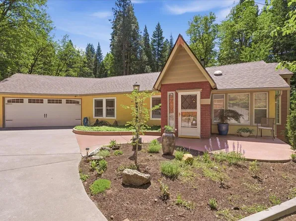 609 Eiler Rd, Mount Shasta, CA 96067