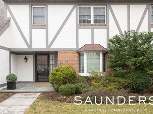 10 Leland Ln UNIT 3, Southampton, NY 11968