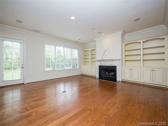 5th image of 5118 Englefield Way