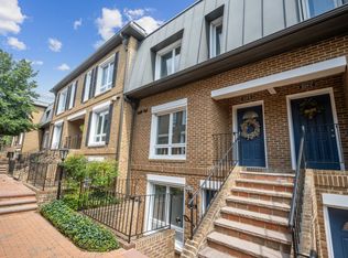 2119 N Monroe St APT B, Arlington, VA 22207