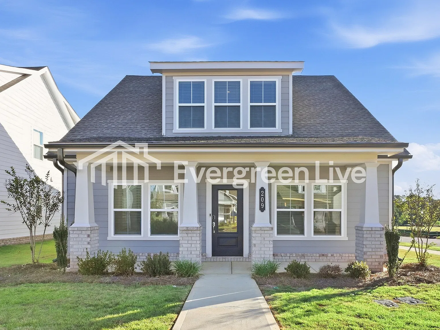 3 bed, 2.5 bath, 1649 sqft, $1,750 — Photo 1