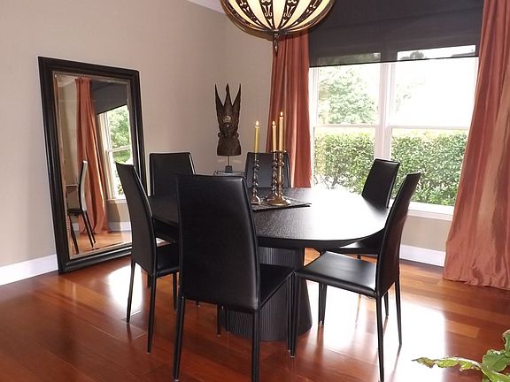 Spacious Dining Room