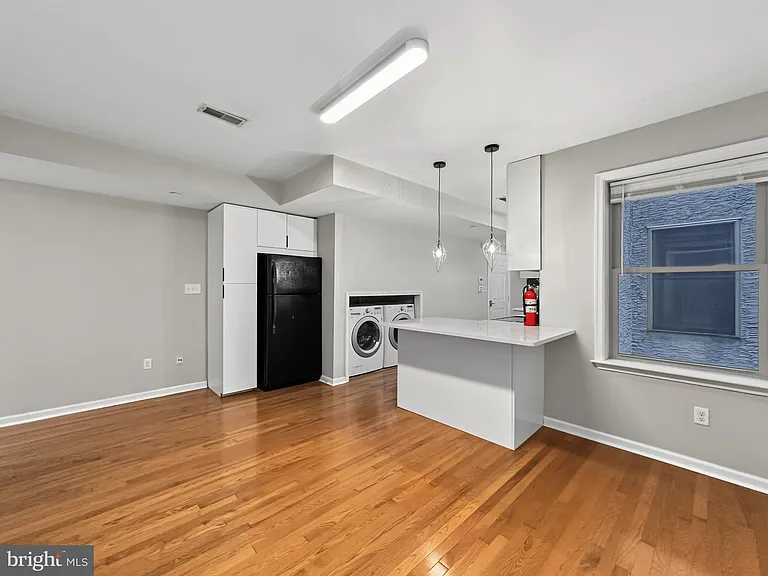 1811 Cecil B Moore Ave #C — Photo 3