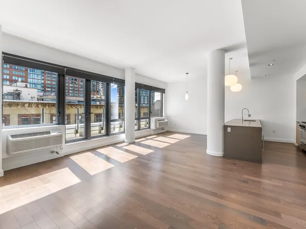 148 1st Street image 122 of 204