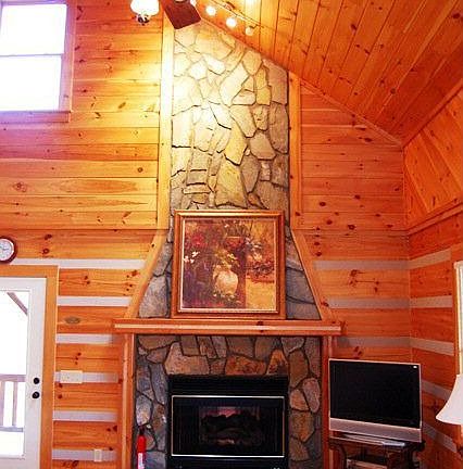 4th image of 567 Willow Mountain Dr