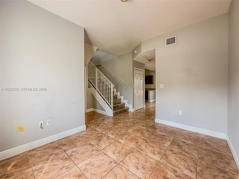 17866 NW 74th Ct — Photo 5
