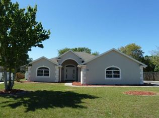 305 Waters Edge Dr, Leesburg, FL 34748