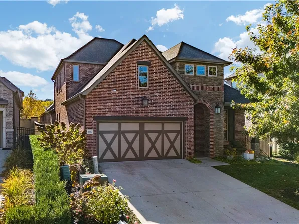 1347 E Charlee St, Fayetteville, AR 72703