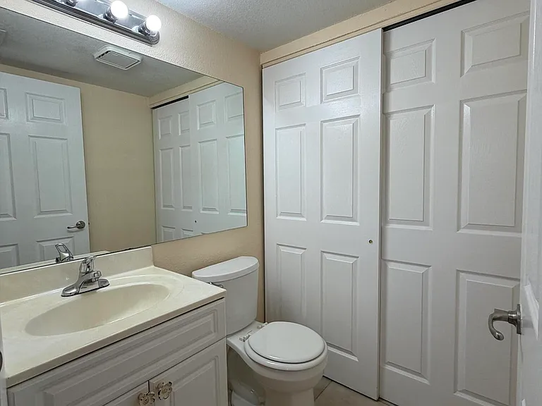 8273 Severn Dr #D — Photo 15