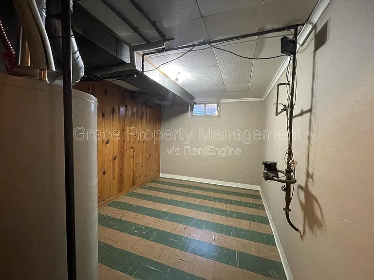 2955 Quebec St — Photo 15
