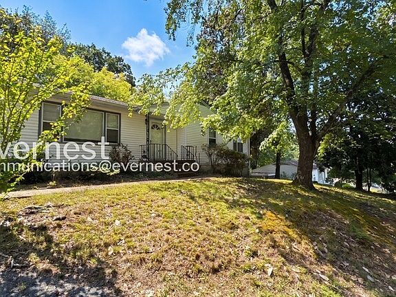 2nd image of 3744 Thrushwood Dr