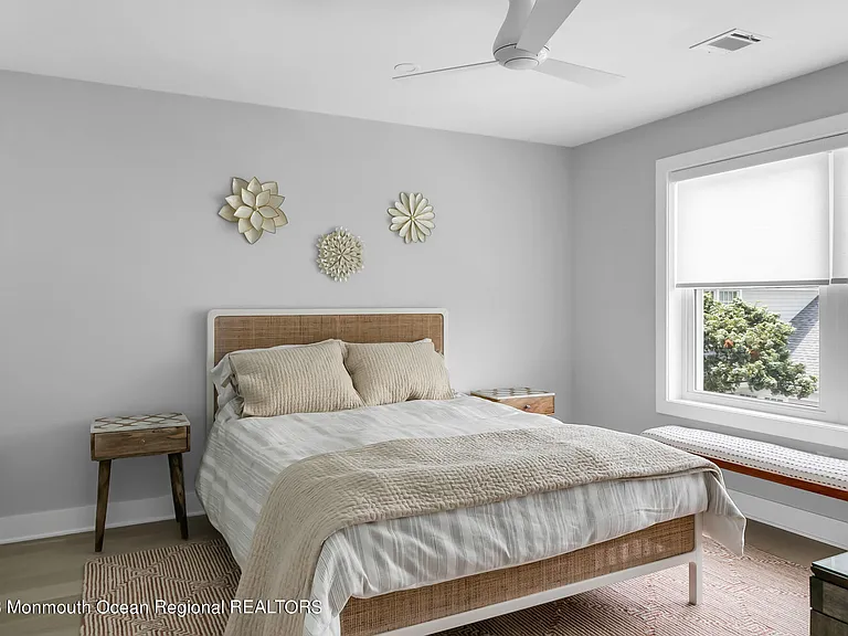 516 Club Dr — Photo 14