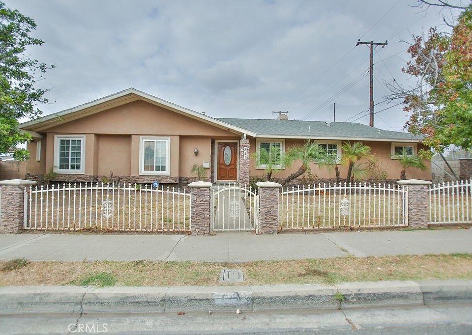 1st image of 841 E Meats Ave