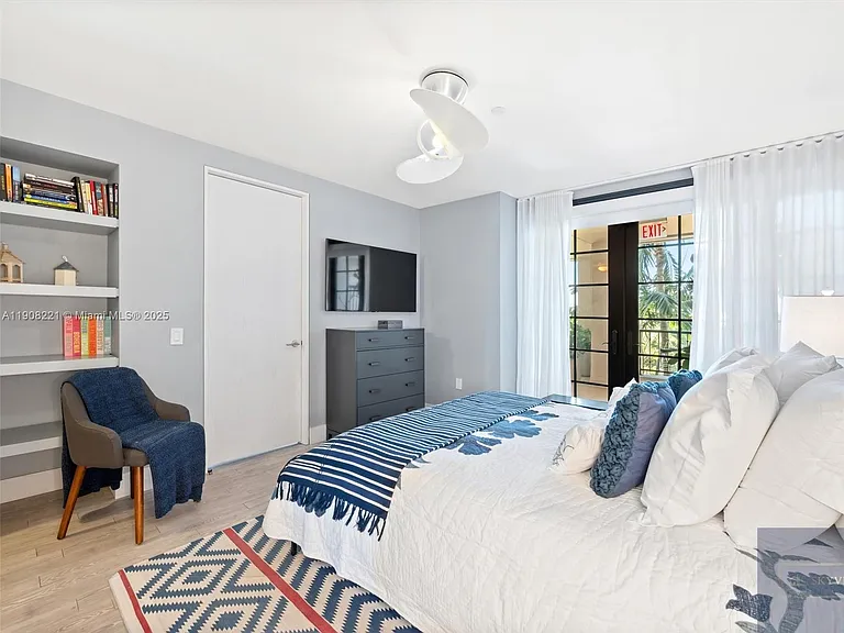 5142 Fisher Island Dr #5142 — Photo 33
