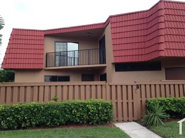 8285 Severn Dr APT B, Boca Raton, FL 33433