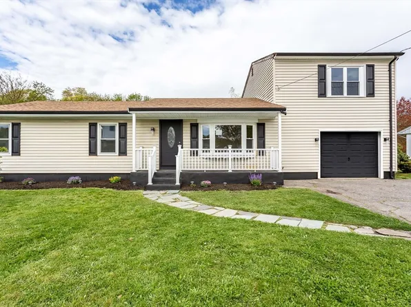 47 Bark St, Swansea, MA 02777
