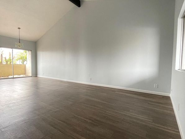 315 N Pico Ave