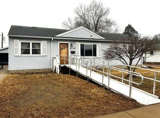 2710 Rudolph Rd, Eau Claire, WI 54701