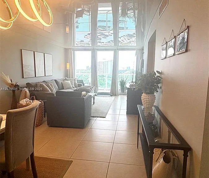 100 Bayview Dr #703 — Photo 3