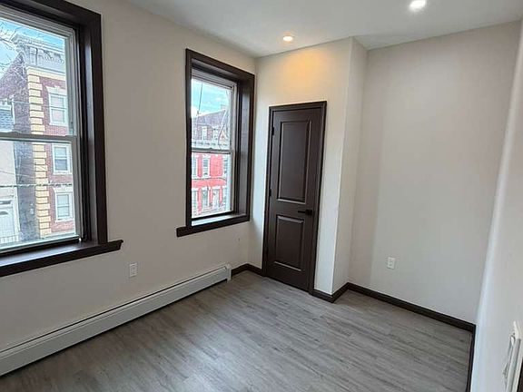4th image of 612 N 5th St #3L