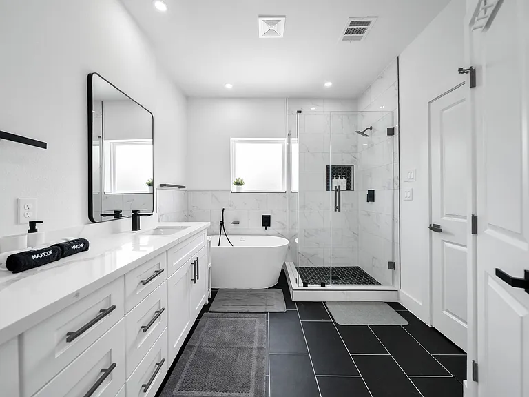 6903 Saint Augustine St — Photo 6