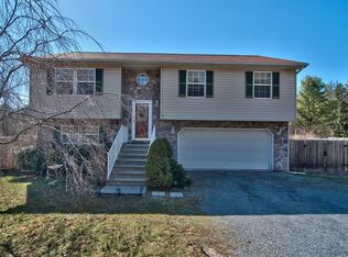 260 Forest Inn Rd, Lehighton, PA 18235