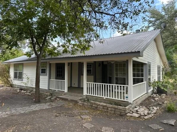 835 FM 2657, Briggs, TX 78608