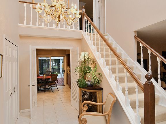 4th image of 904 Dominion Dr